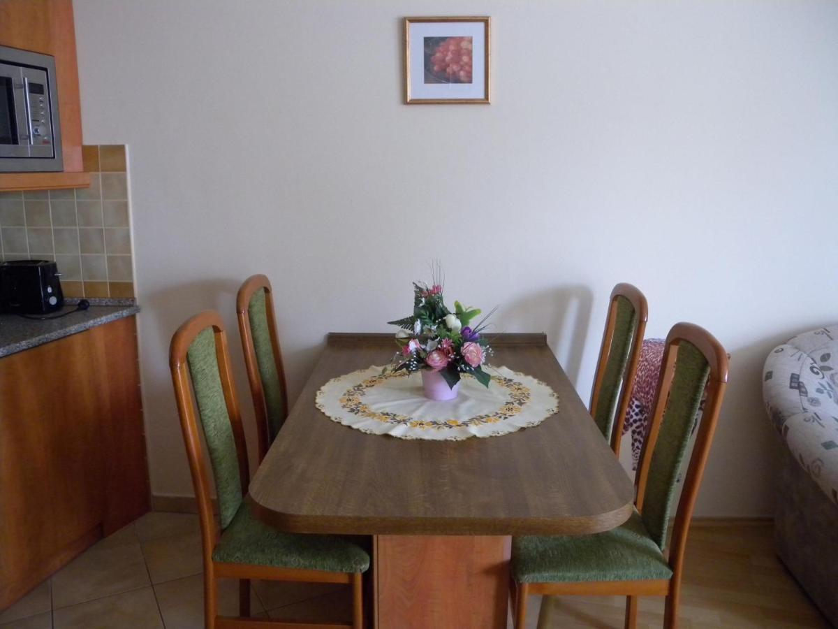 Apartment In Balatonlelle/Balaton 19185 외부 사진
